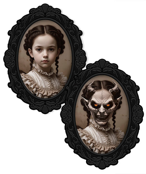 Diablesa Holographic Horror Picture