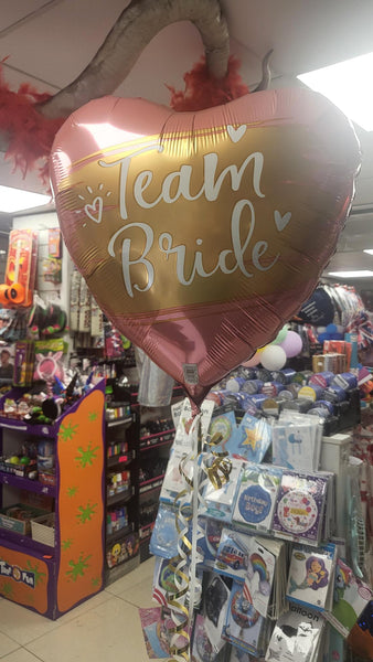 18 Inch Team Bride Pink & Gold Heart Balloon