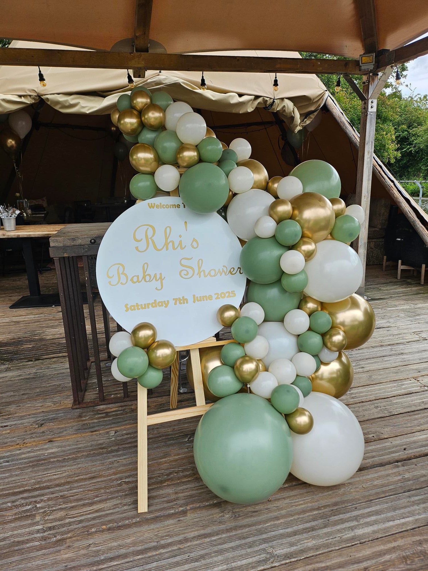 Personalised Disk Easel Display