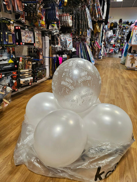 Latex Quad Balloon Centrepiece