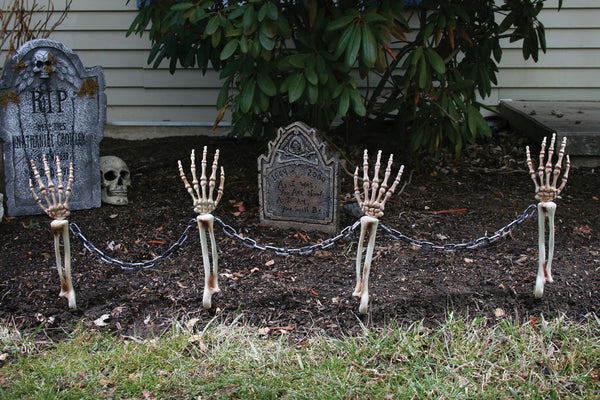 Shackled Skele-Arms Stakes (4 Pcs)